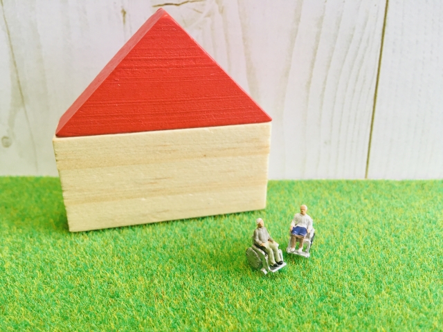 グループホームに入った場合は住民票を移すの?