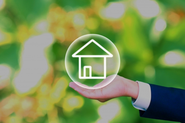 老人ホームに入った親の住民票を異動する手続き方法