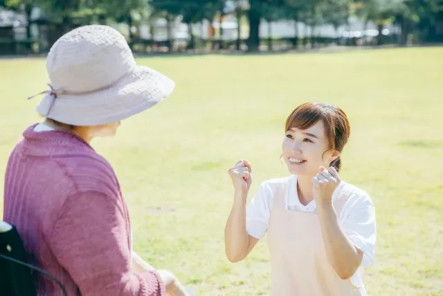 レビー小体型認知症の原因は？注意すべき症状や発症しやすい人の特徴